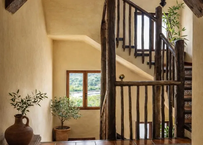 Hotel Rural Almazara