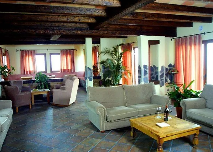 Rural Almazara Hotel 3*