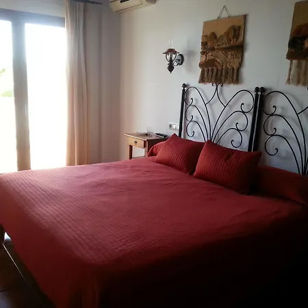 מלון Rural Almazara 3*