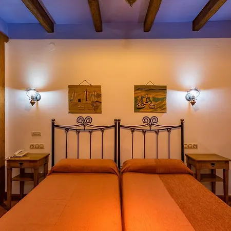 Hotel Rural Almazara